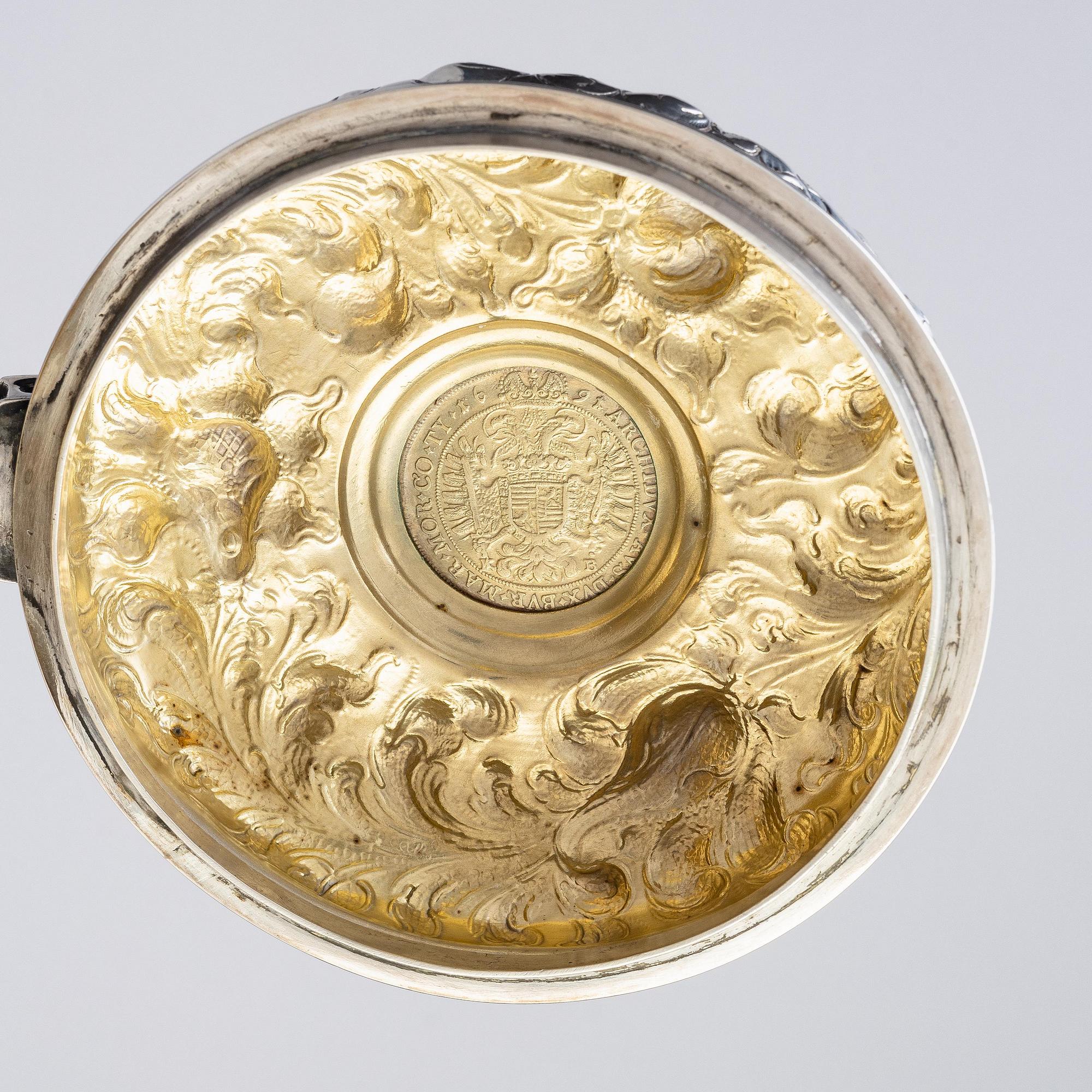 A probably Danish 19th/20th century silver tankard, unknown maker. No marks.