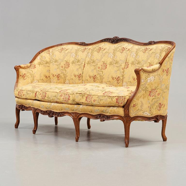 SOFFA. Frankrike, 1700-talets mitt. Rokoko.