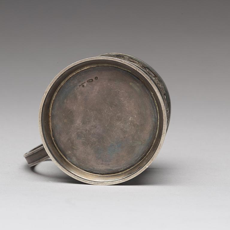 K. Fabergé, teglashållare, silver, Moskva 1908-1917. Ristat inventarienummer 21172. Hovleverantörsmärke.