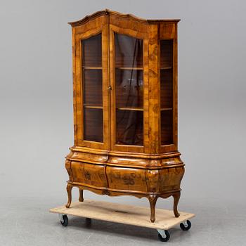 An italian rococo style cabinet, mid 20th century.