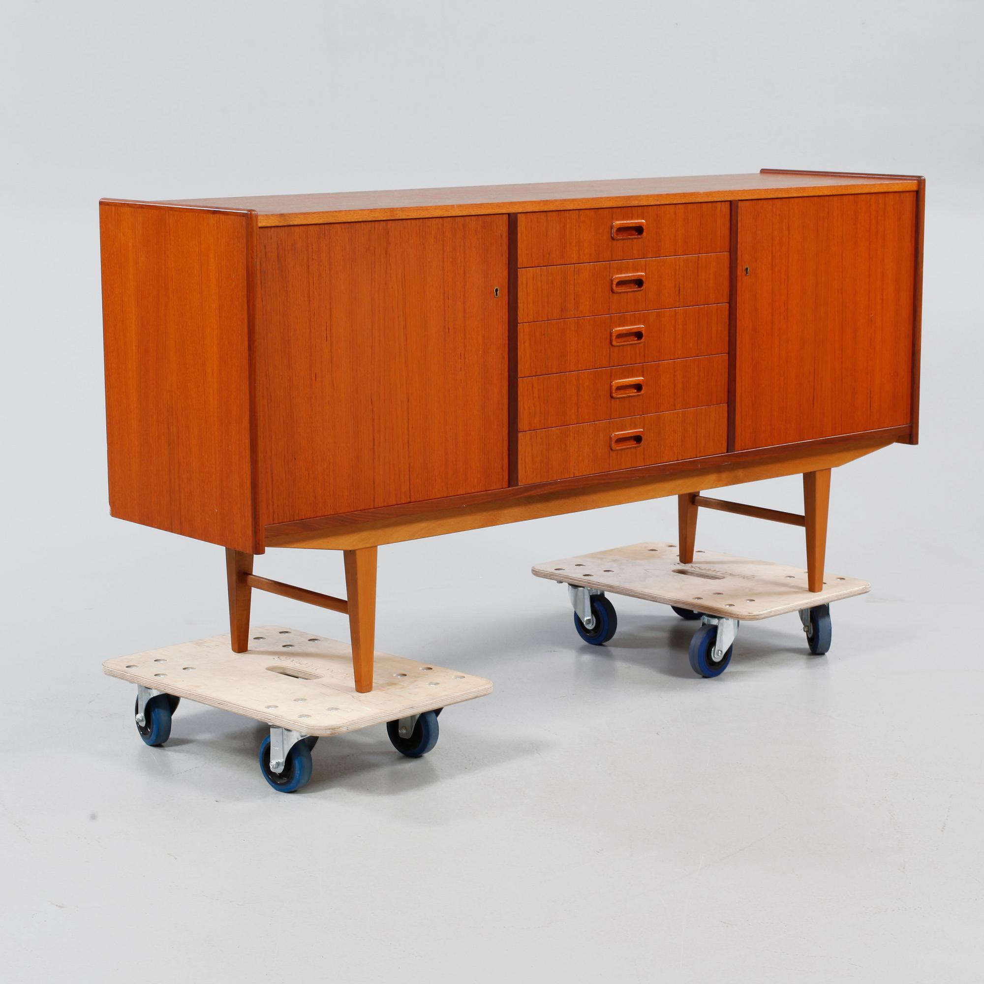 SIDEBOARD, 1960-tal.