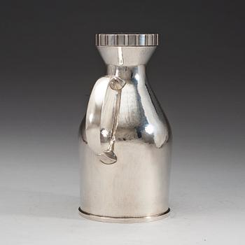 A Sigurd Persson thermos, Stockholm 1970, silversmith Johann Wist.