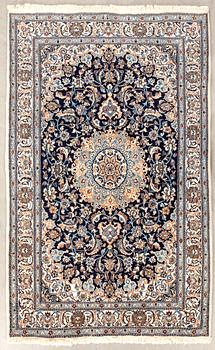 Nain carpet semi-antique, approx. 248x155 cm.