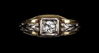 RING, 18k guld med brilliantslipad diamant.