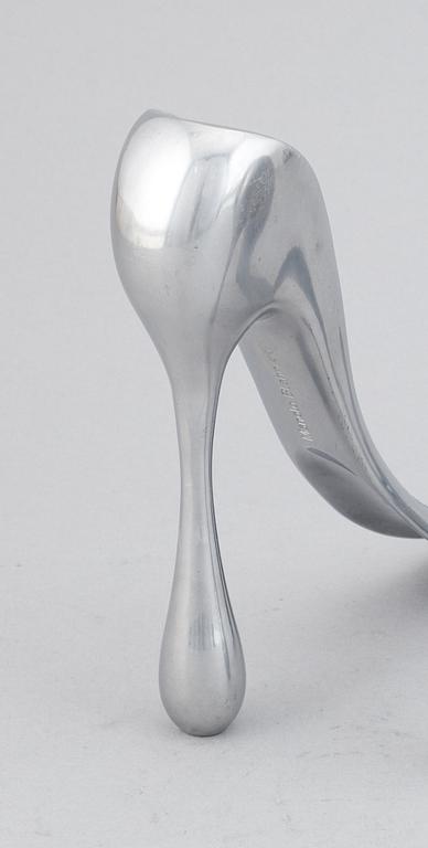 Manolo Blahnik, ett par, skohorn, metall, 2000-tal.