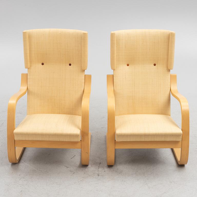 Alvar Aalto, fåtöljer, ett par, modell 401, Artek, Finland.