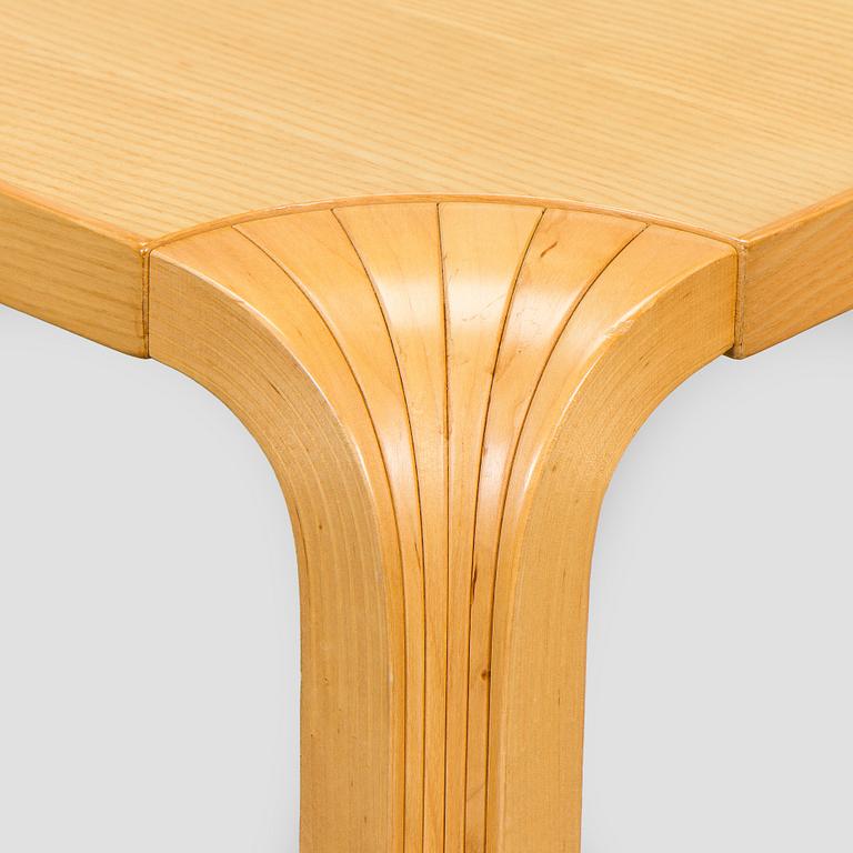 Alvar Aalto, sohvapöytä, malli MX800A, Artek 1900-talets slut.