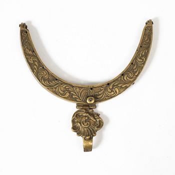 Mässingsföremål, fem stycken, 1700 - 1800-tal.