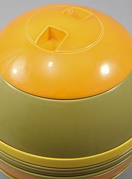 SERVISDELAR, 18 st, flintgods, "La Boule Avant Garde", Helen von Boch, Villeroy & Boch, formgiven 1971.