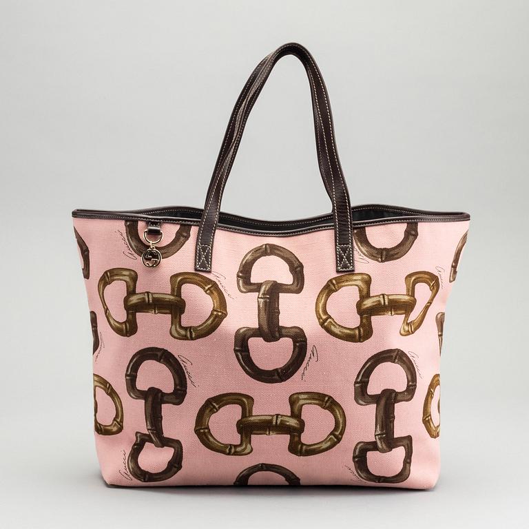 A GUCCI TOTE,