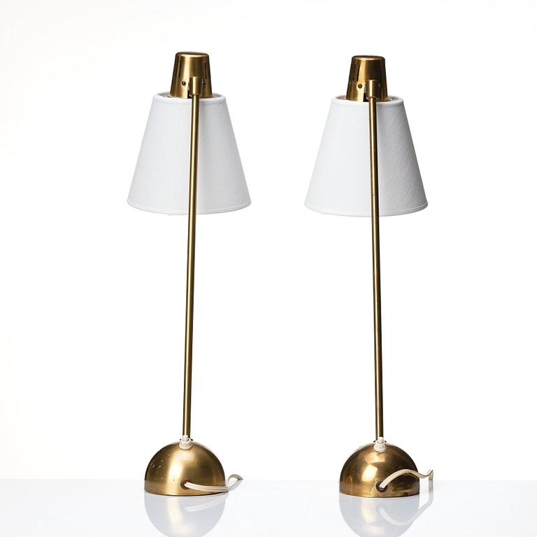 Hans Bergström, a pair of table lamps, model "712", ateljé Lyktan, Sweden 1950s.