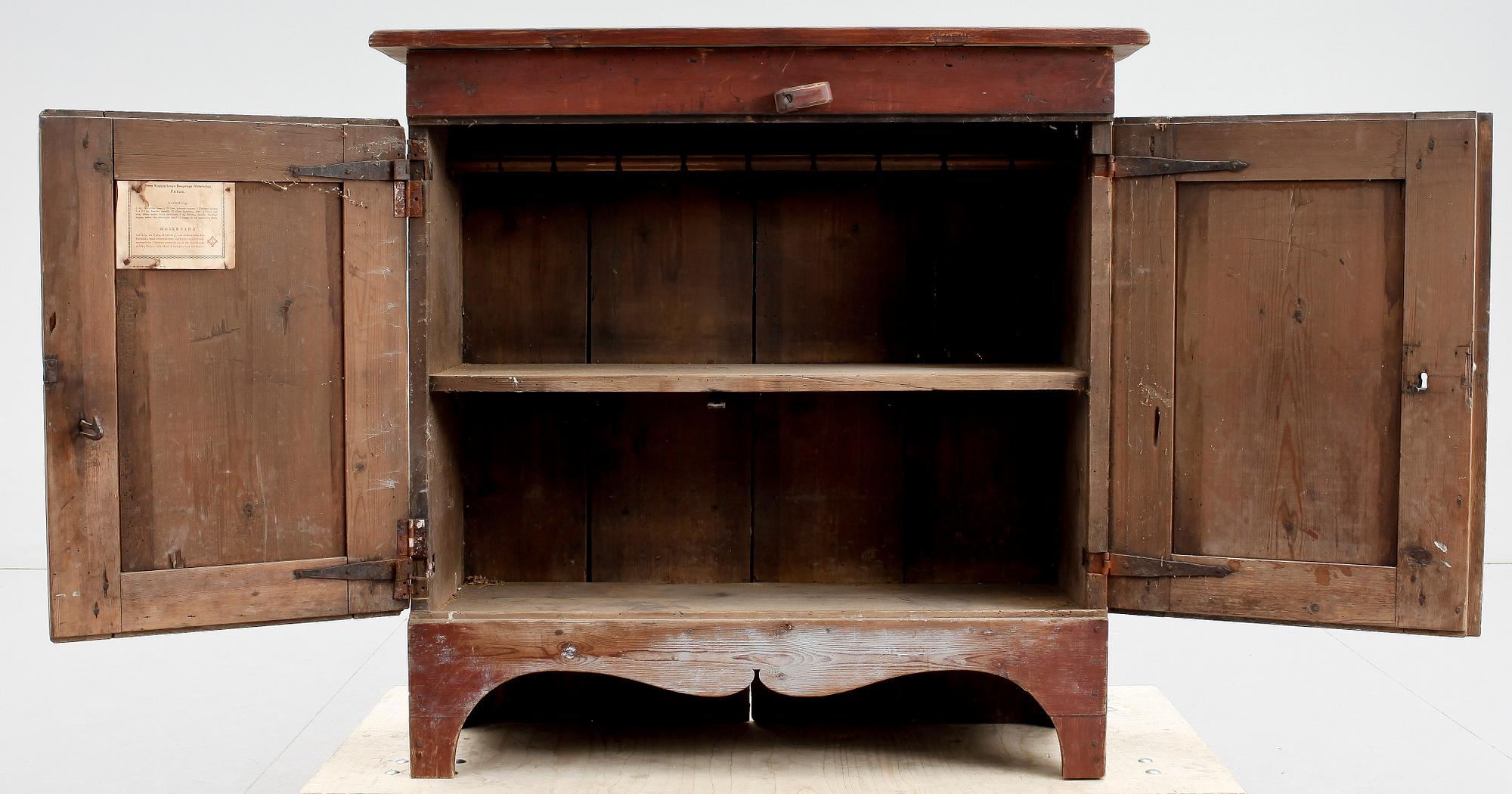 SKÅPSÖVERDEL, allmoge, 1800-tal.