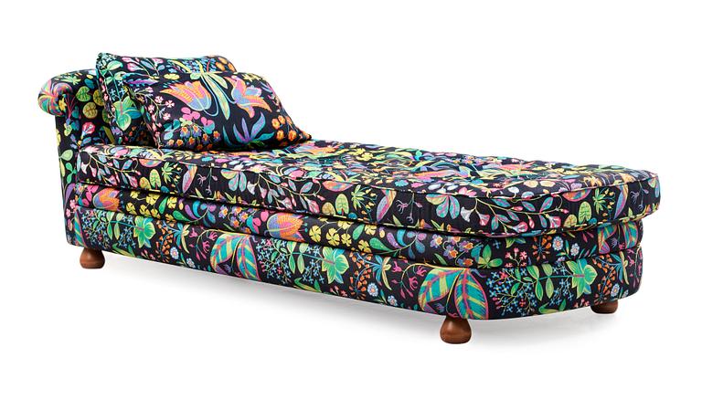 JOSEF FRANK, couch, Firma Svenskt Tenn, modell 775.