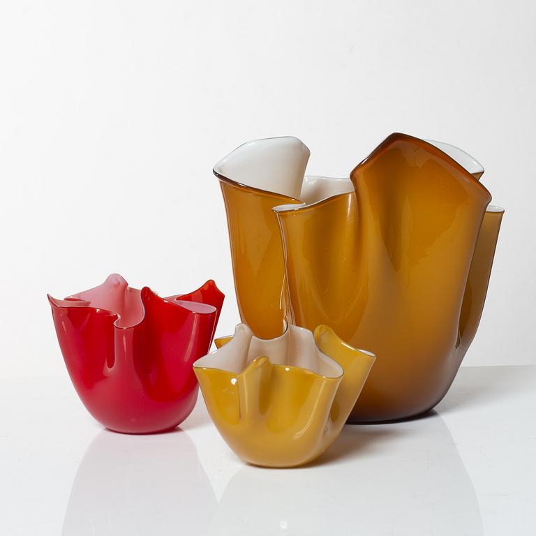 Fulvio Bianconi/Paolo Venini, bowls, 3 pcs, "Fazzoletto", Venini, Murano, Italy, mid-20th century.