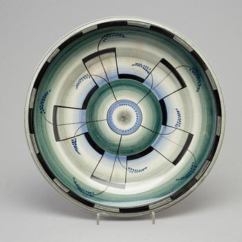 ILSE CLAESSON, a creamware dish from Rörstrand, signed I.C.