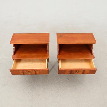 Bedside tables, a pair from the mid-20th century.