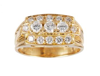 532. RING, briljantslipade diamanter, tot. 0.74 ct.