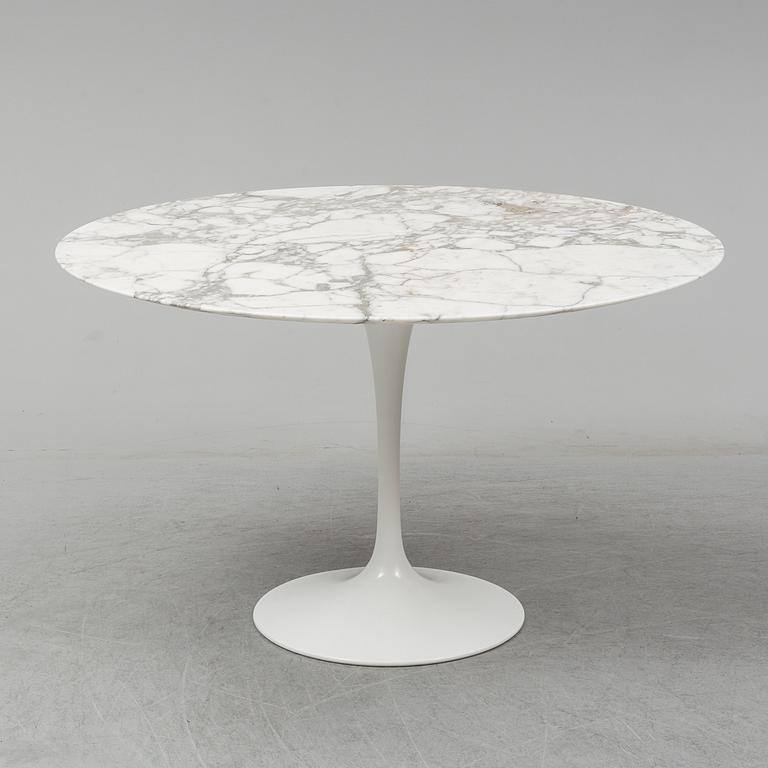 EERO SAARINEN, 'Tulip' table, Knoll.