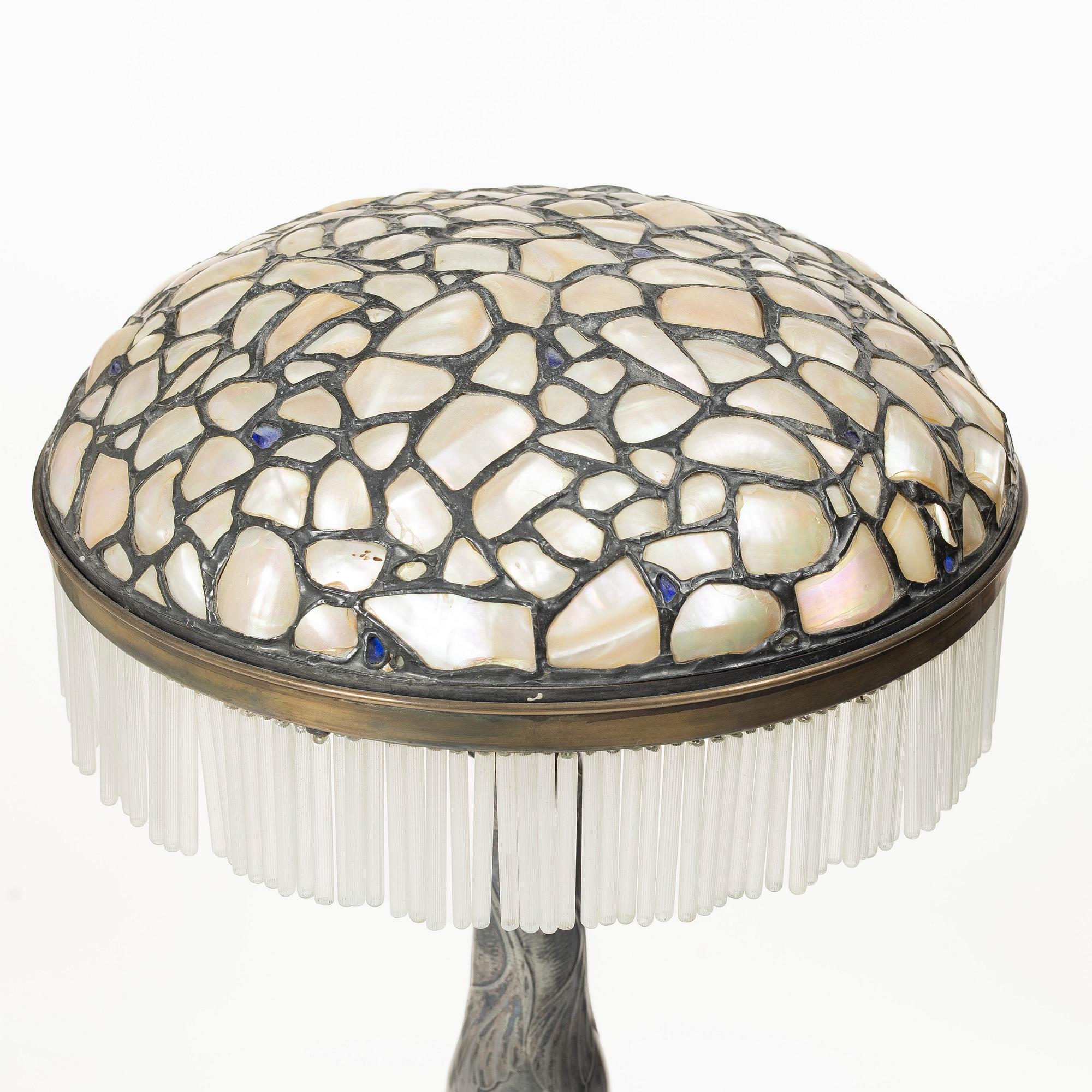A Jugend table lamp, early 20th century.