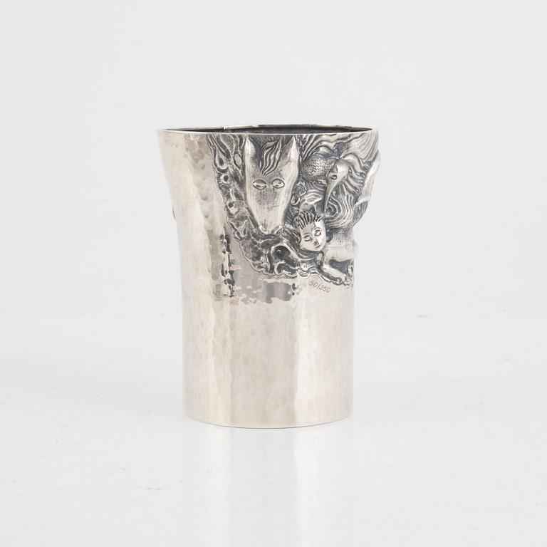 Olle Ohlsson, a Swedish silver vase, mark of Silvergillet, Malmö 1979.