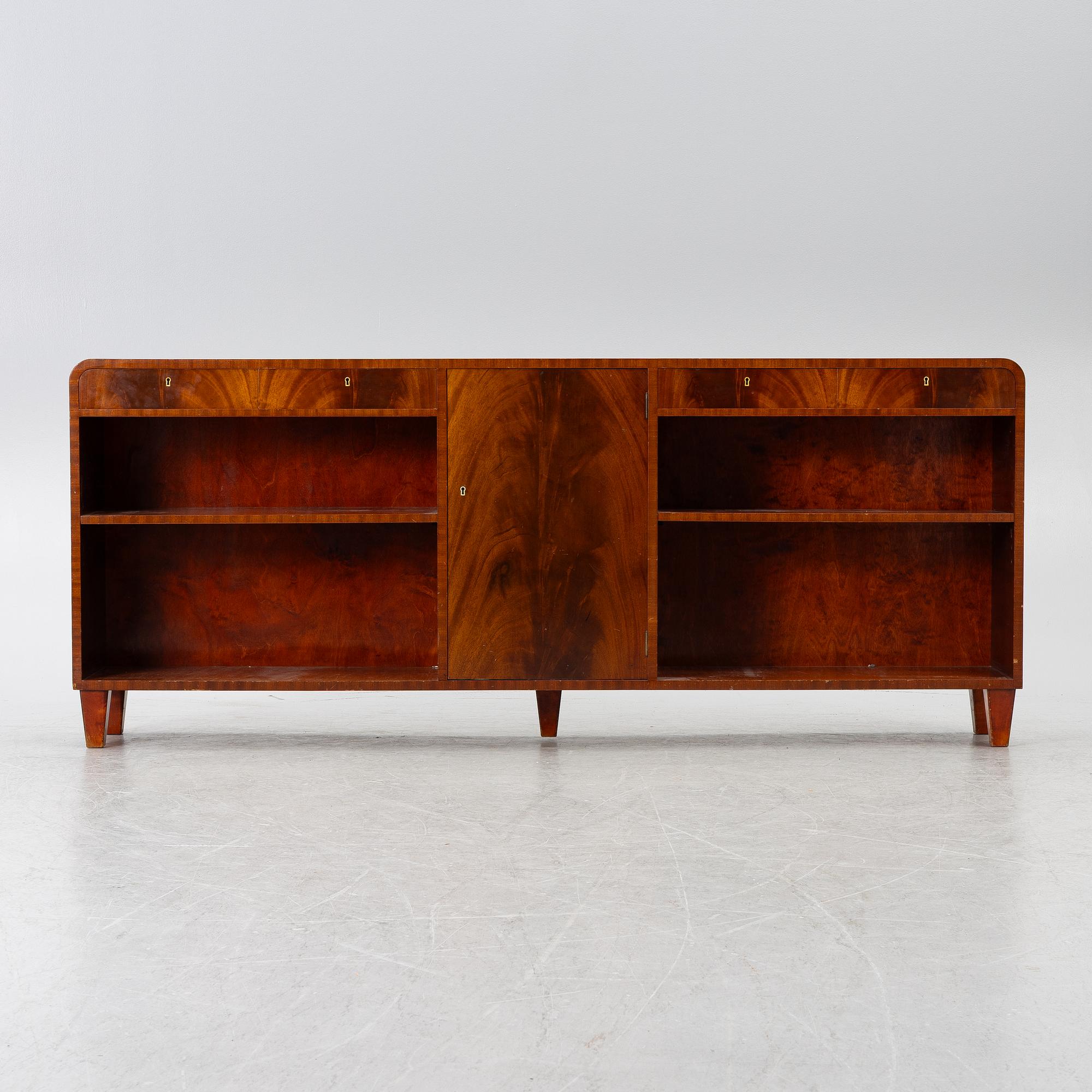 Bokhylla, modell 138, Axel Ståhls Möbelfabriks AB, Vimmerby, 1930/40-tal.
