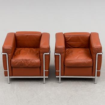 LE CORBUSIER, PIERRE JEANNERET & CHARLOTTE PERRIAND fåtöljer, ett par, LC2, Cassina, Italien.