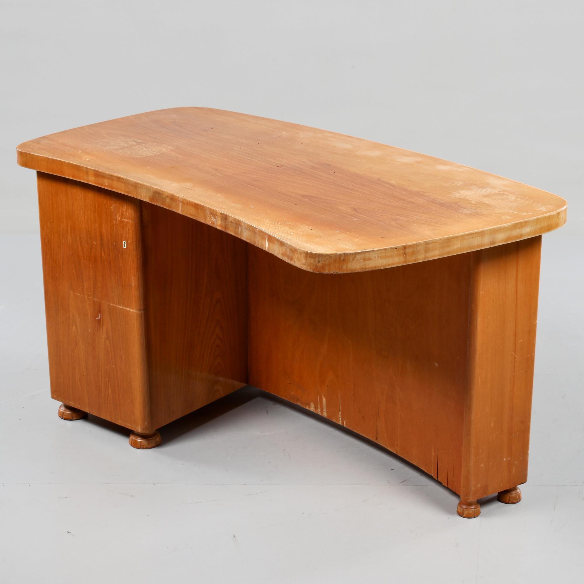 SKRIVBORD, 1940-tal.