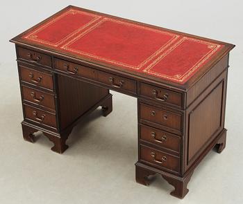 SKRIVBORD, 1900-andra hälft.