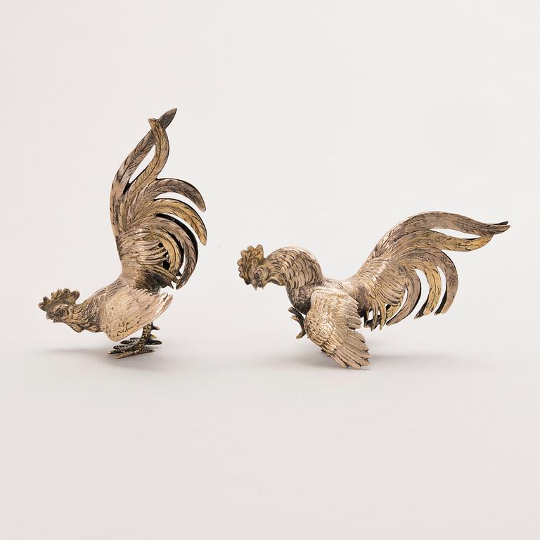 Four silver bird table decorations, Spanish and Finnish hallmarks, 20th Century.