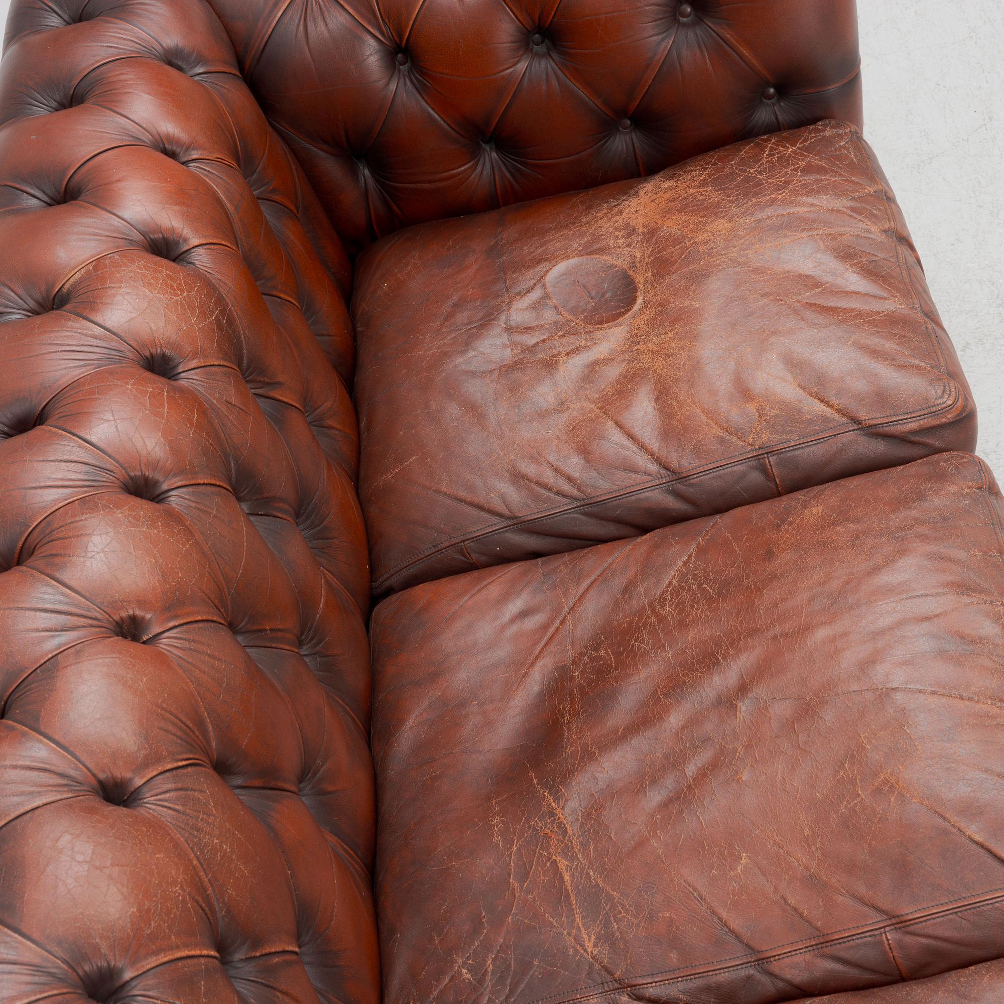 Sofa, Chesterfield model, United Kingdom, second half of the 20th century.