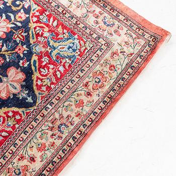 Carpet, Ghom, semi antique. 120 x 80 cm.