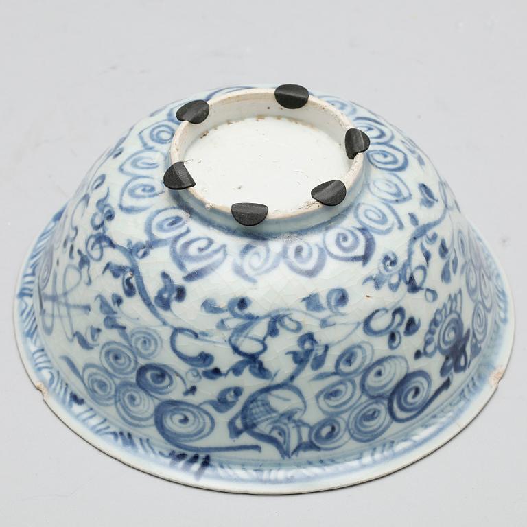 SKÅL, porslin, Ming dynastin (1368-1644).