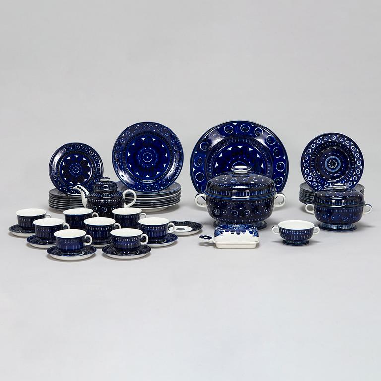 Ulla Procopé,  a 46-piece 'Valencia' porcelain dinnerware set for Arabia.