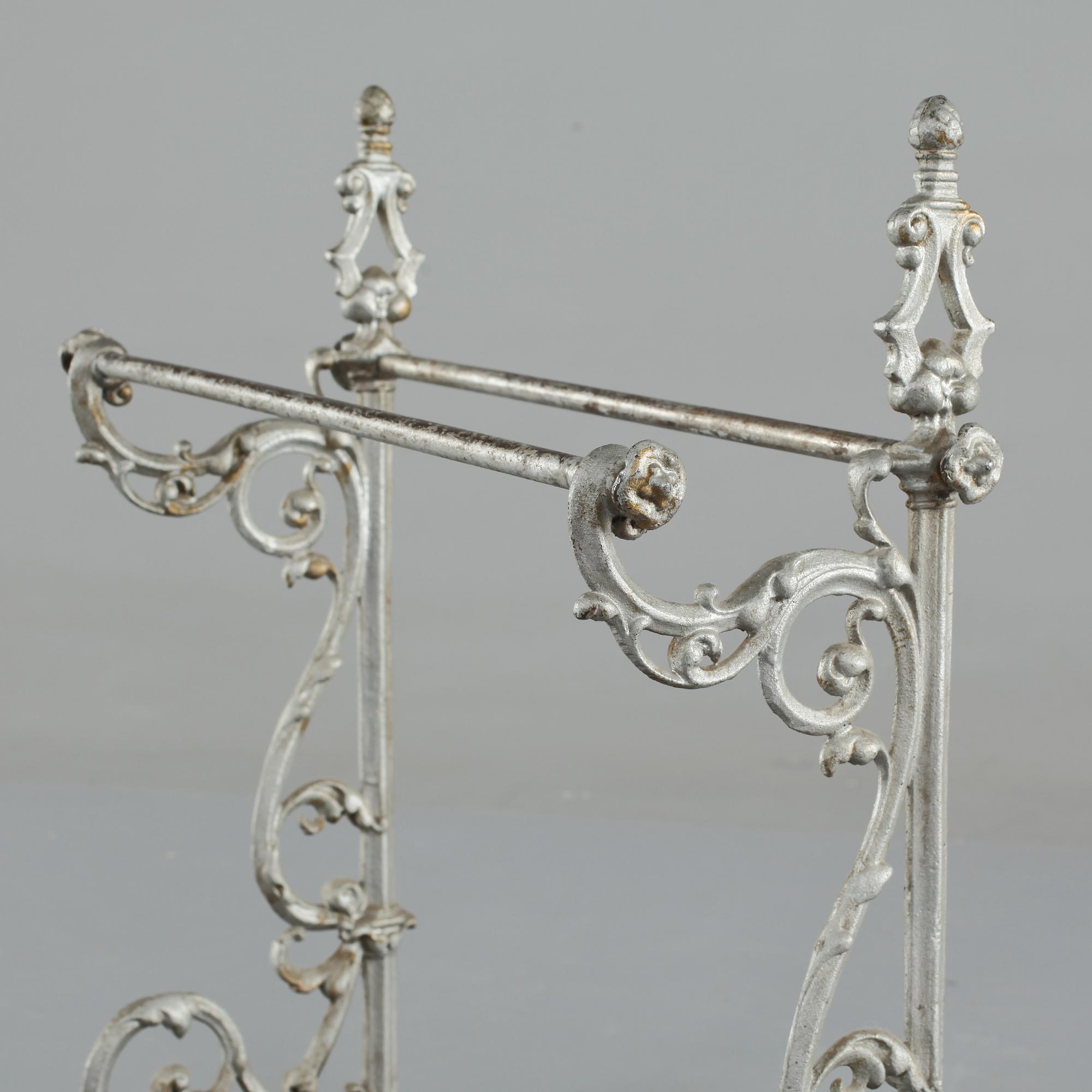 PARAPLYSTÄLL, gjutjärn, 1900-tal.