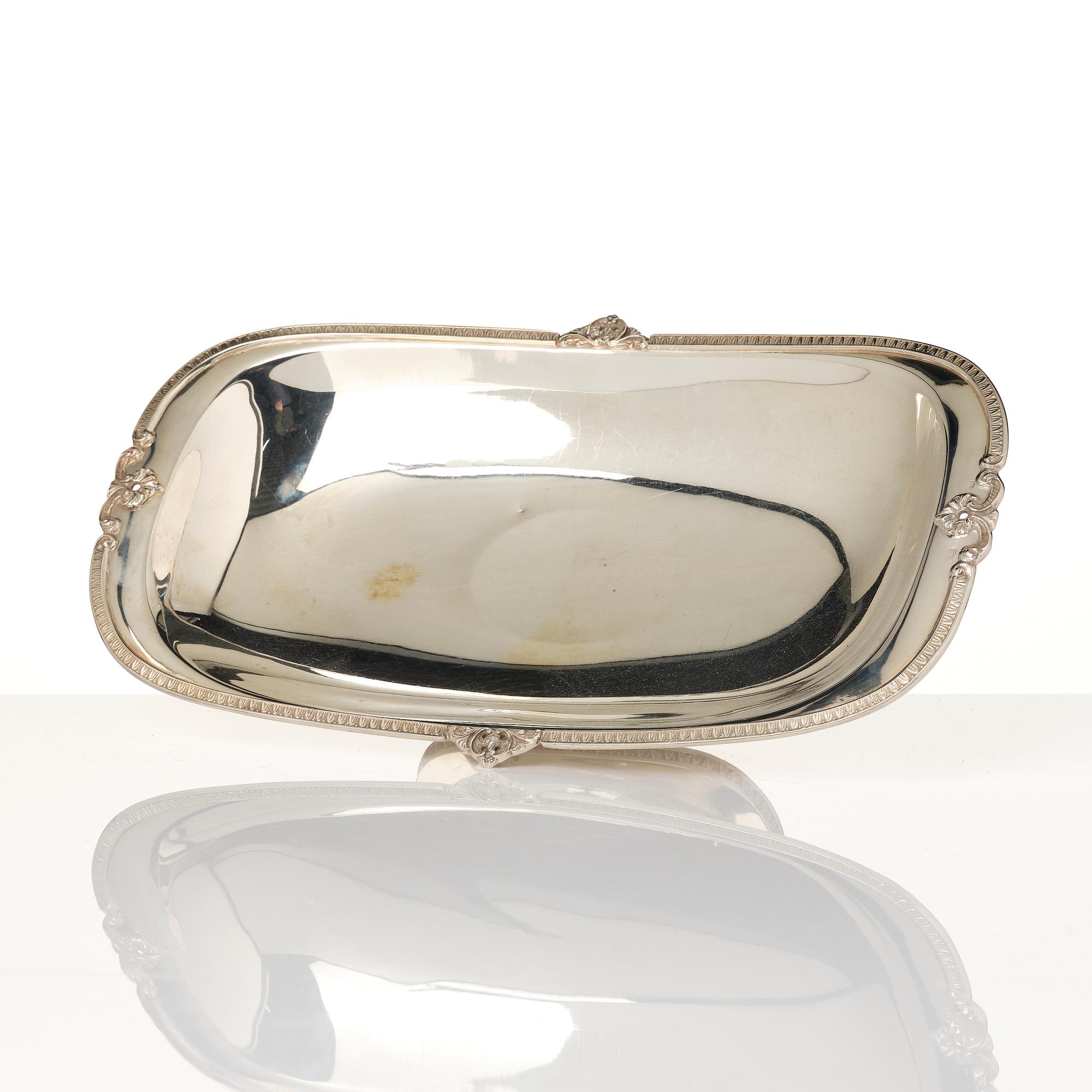 A bowl, 800/1000 silver, Vercelli, Italy, mid-20th Century.