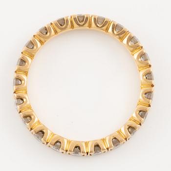 Ring in 18K gold set with round brilliant-cut diamonds, eternity band.