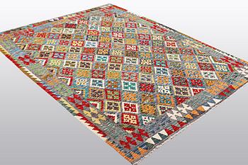 A capret, kilim, ca 242 x 174 cm.