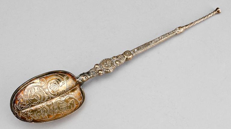 PARTI SILVER, 4 delar b.la. C. D. Saunders & J. F. Holllings Shepard, London, England, 1910-11. Totalvikt 561 g.