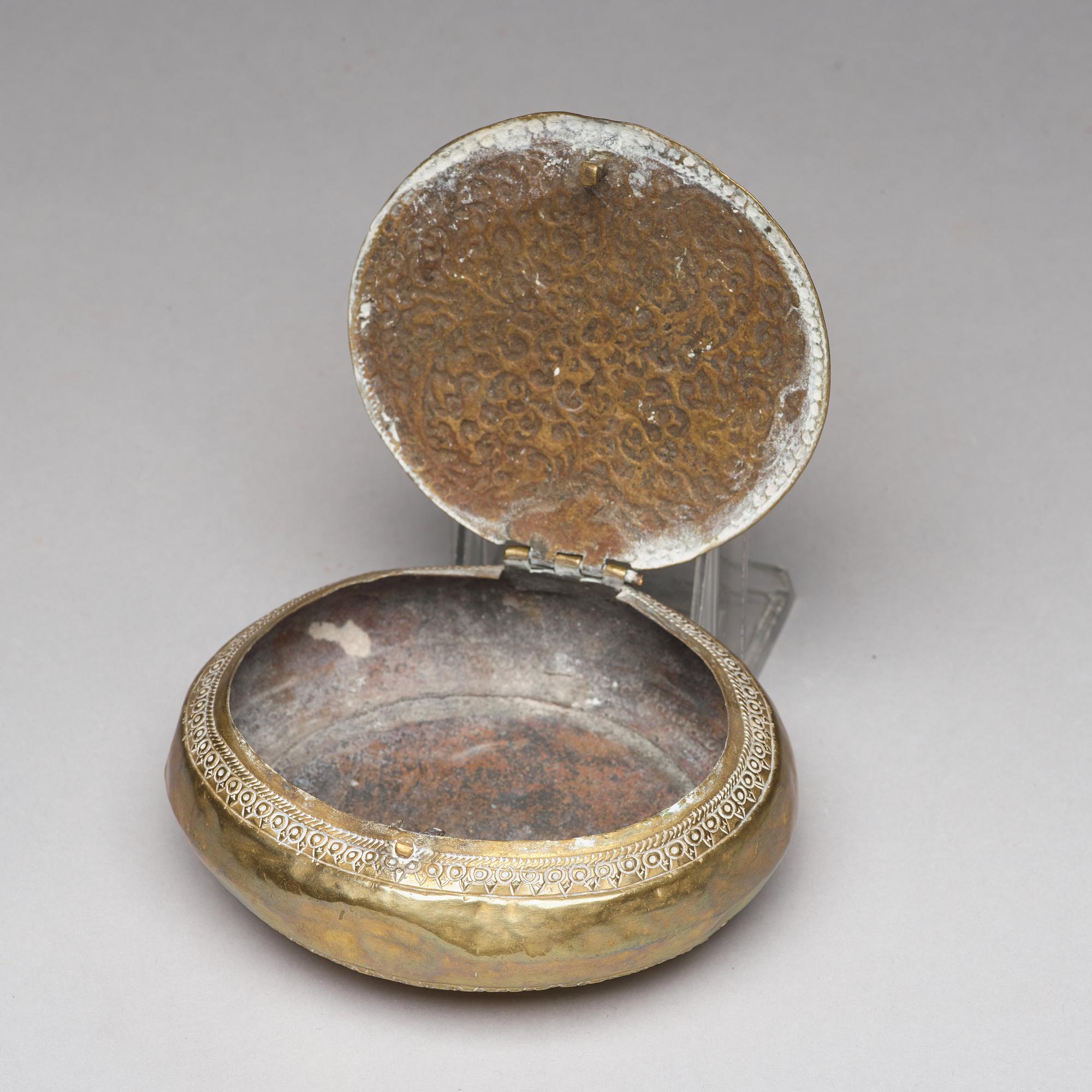 Two Tibetan travel shrines and a box with cover, 19th Century or later.