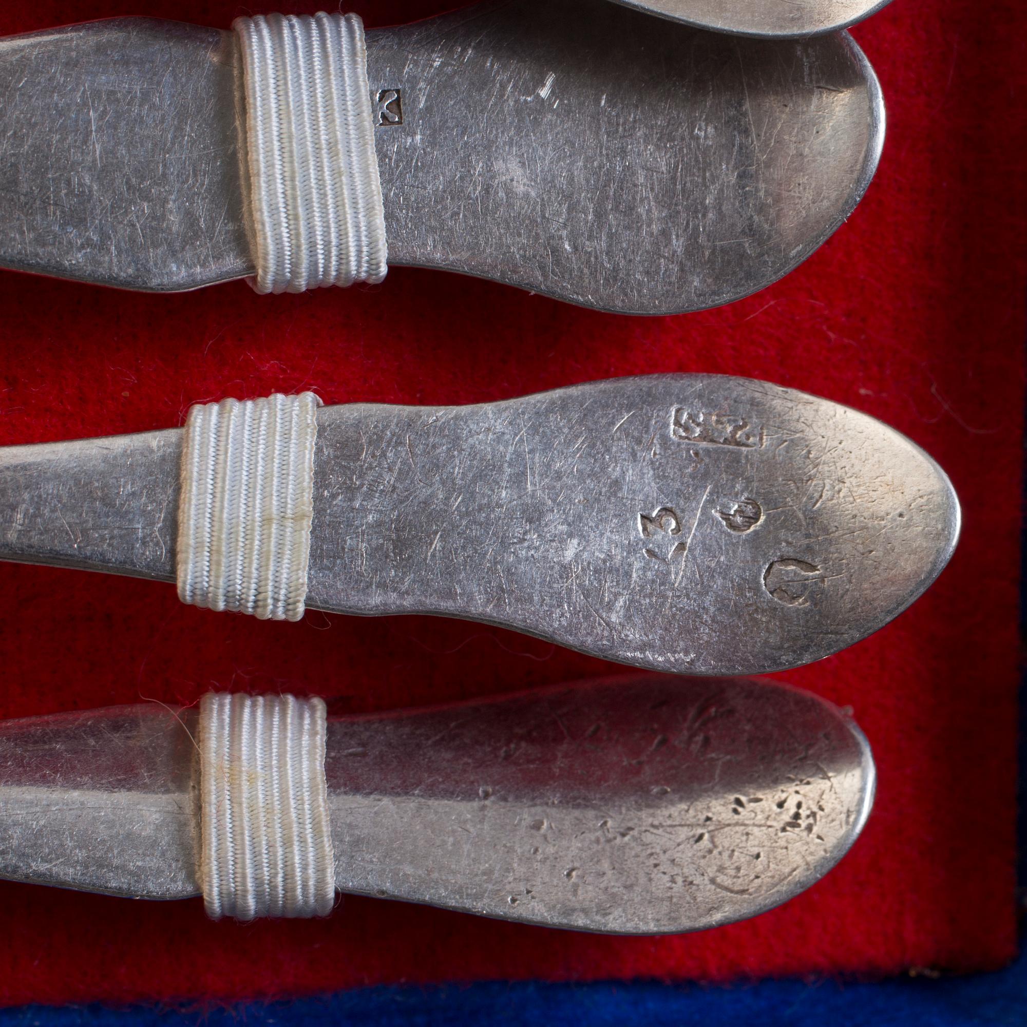 SKEDAR, 11 delar, silver, bland annat Henrik Hervander, Linköping, 1700-/1800-tal. vikt ca 148 g.