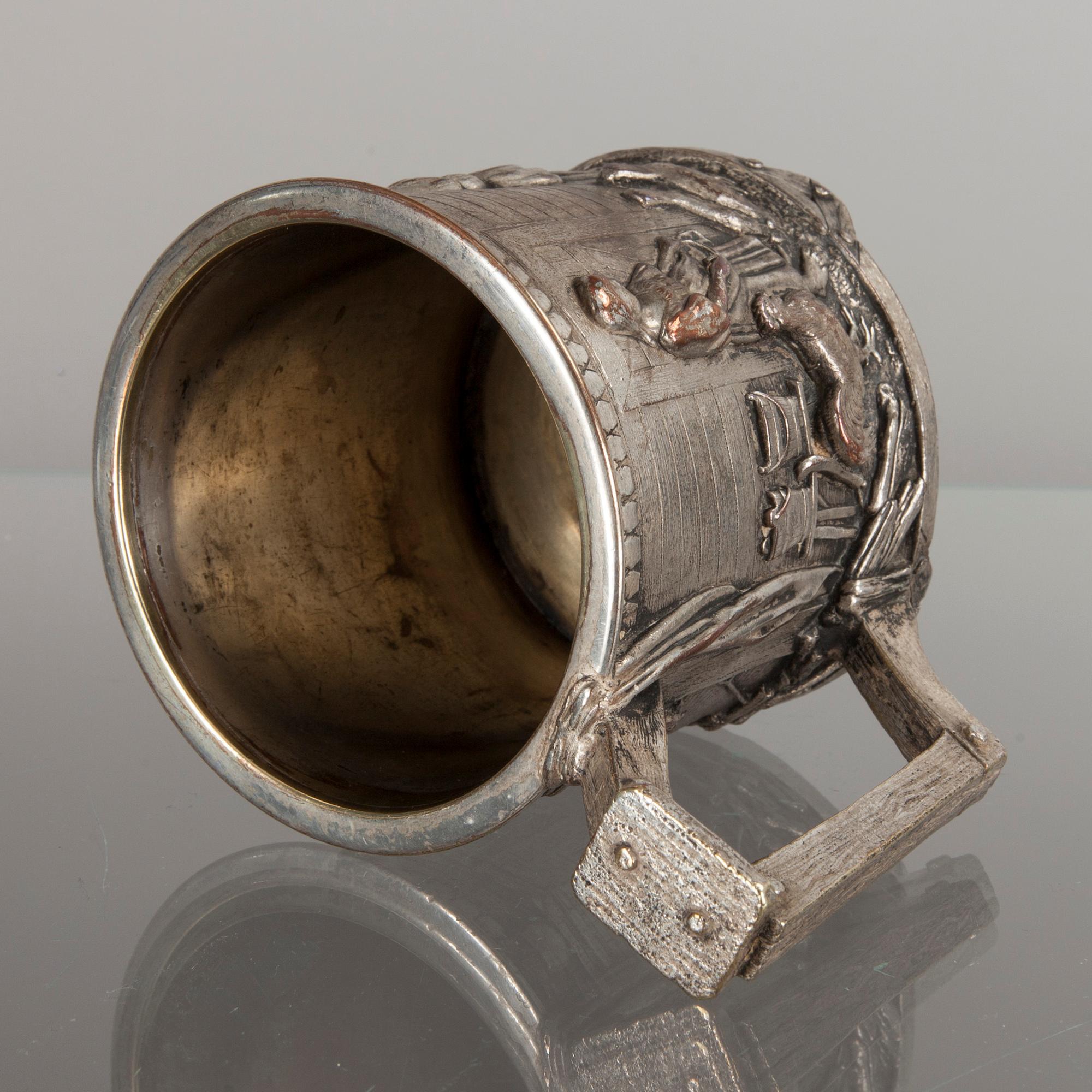 TEGLASHÅLLARE, förslivrad metall, Norblin & Co Warszawa, 1800-talets slut.
