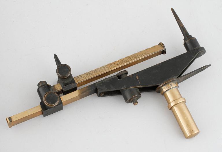 A SWEDISH TORPEDO SIGHT, 20th century.