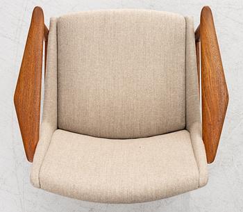 Arne Vodder, a pair of armchairs, model No. 810, Slagelse Møbelvaerk A/S, Denmark, mid-20th Century.
