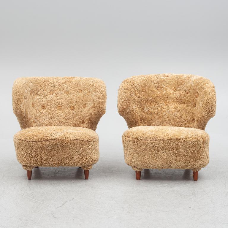Armchairs, a pair, Swedish modern, mid-20th century.