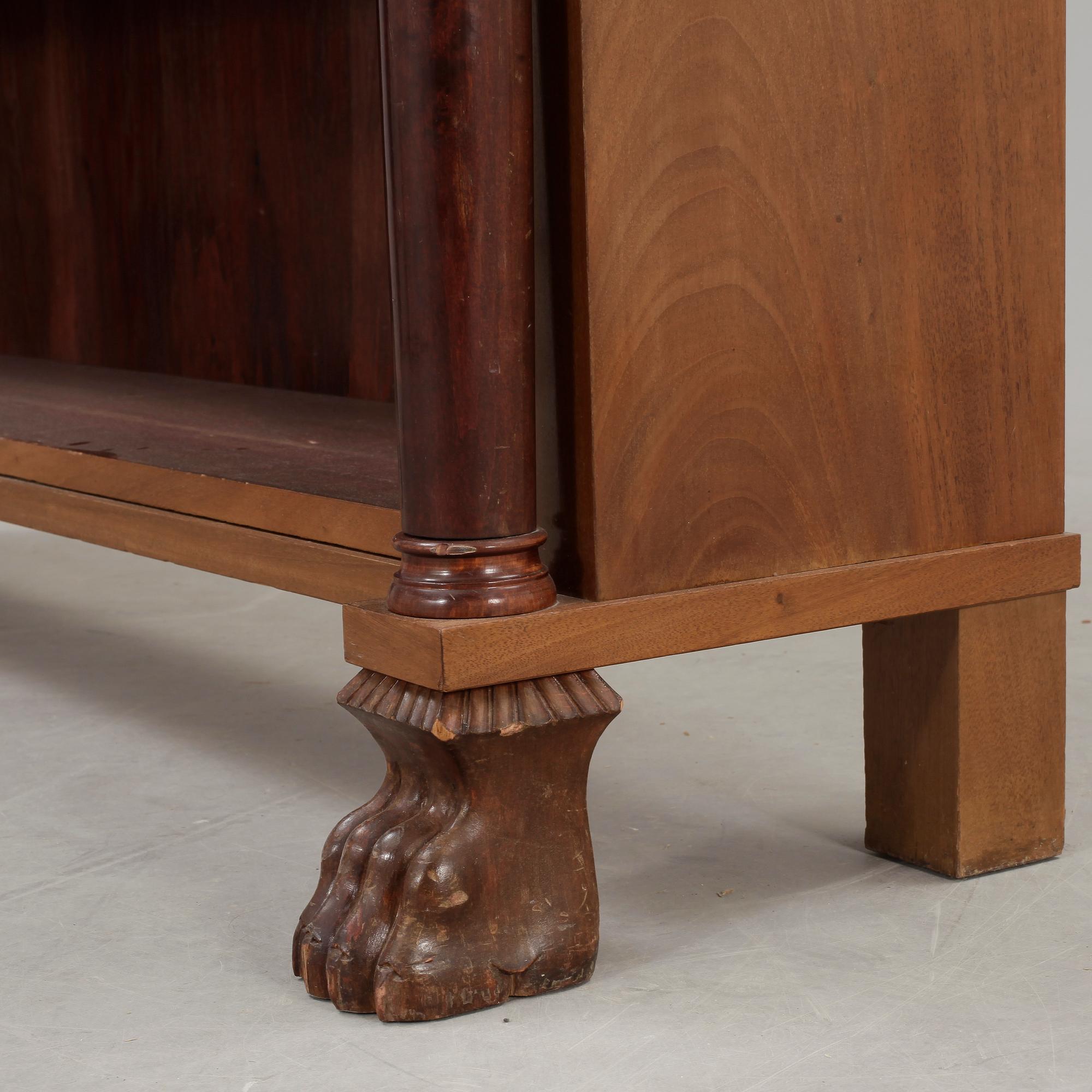 BOKHYLLA, empirestil, omkring 1900.