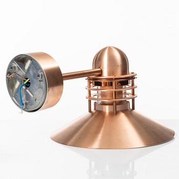 Alfred Homann & Ole V Kjaer, ytterlampa "Nyhavn", Louis Poulsen, Danmark.