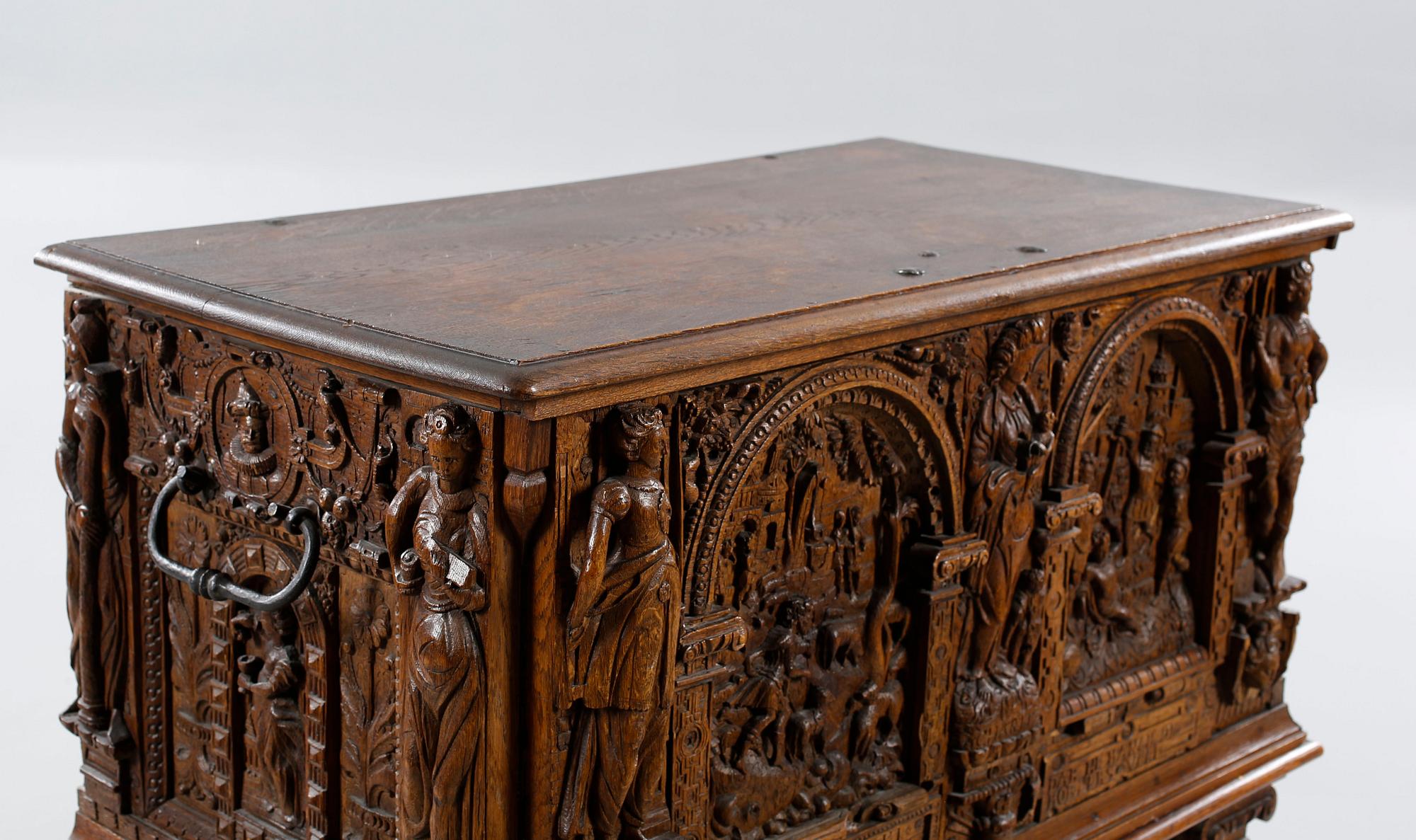 A coffin and a legframe, 18th century respektive 20th century.