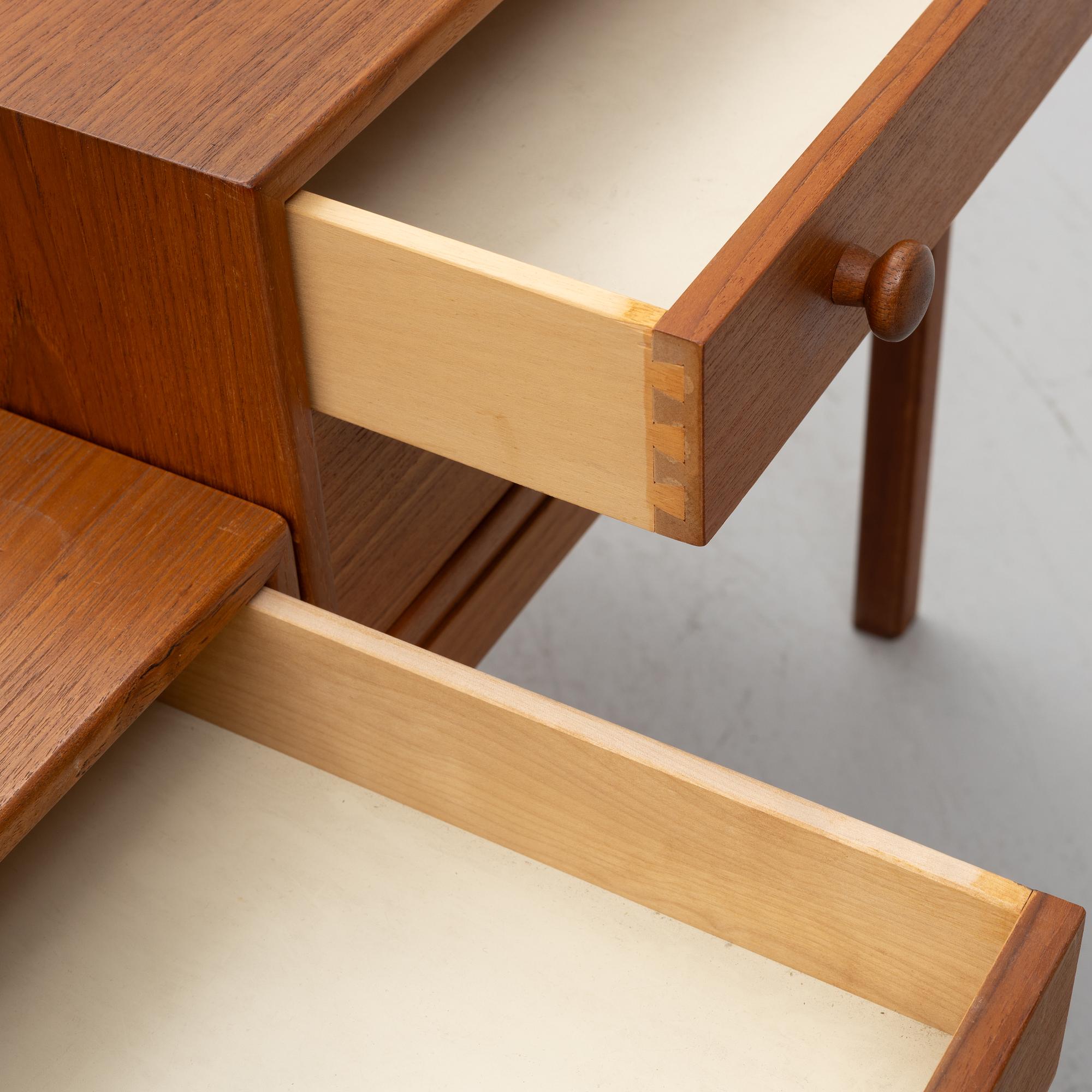 Sven Engström & Gunnar Myrstrand, small sideboard, "Casino", Bra Bohag, Tingströms, Sweden, 1960s.