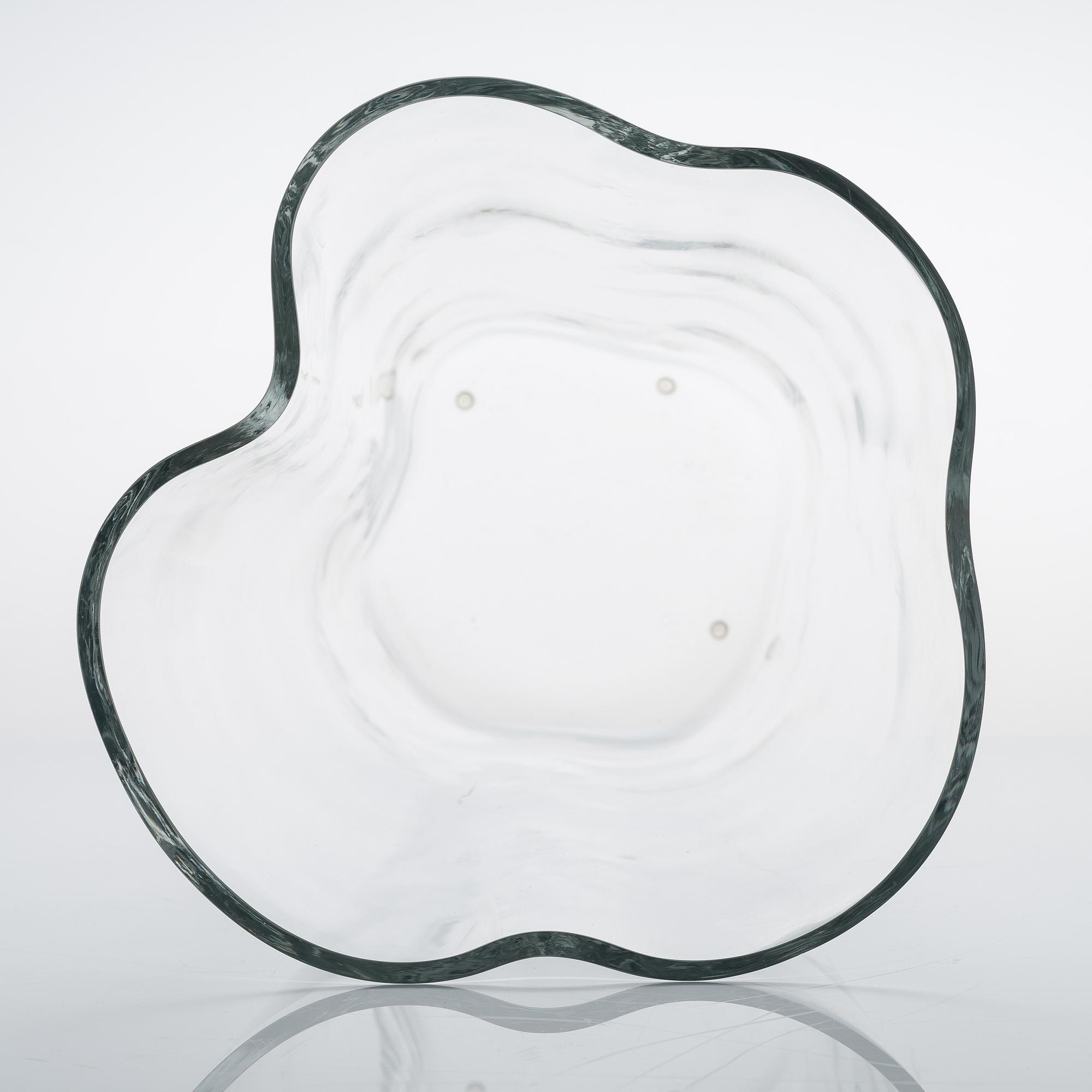 Alvar Aalto, maljakko, malli 3032 signeerattu Alvar Aalto.