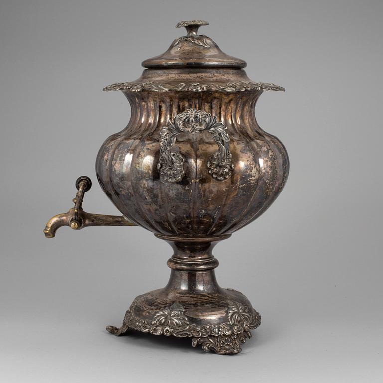A silver plate Neo-Rococo samovar, circa 1900.